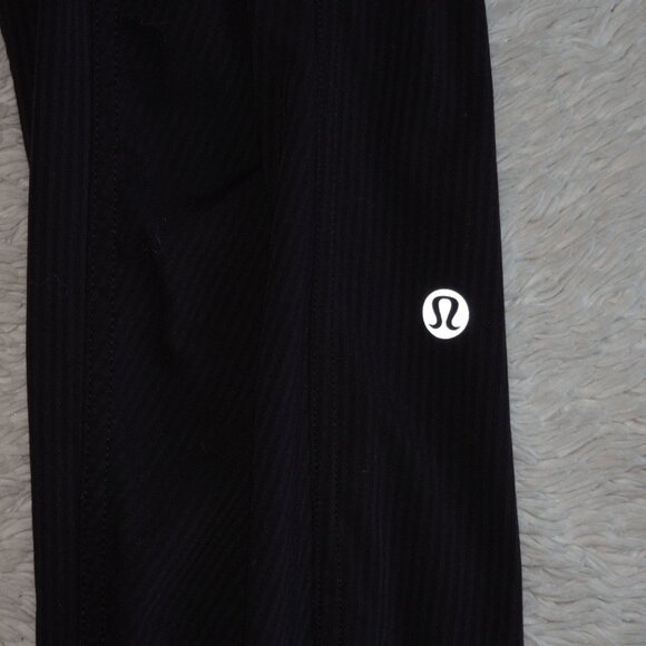 Women's Size 4 Lululemon Dance Studio Mid-Rise Jogger, Black, Full Length - Picture 10 of 11